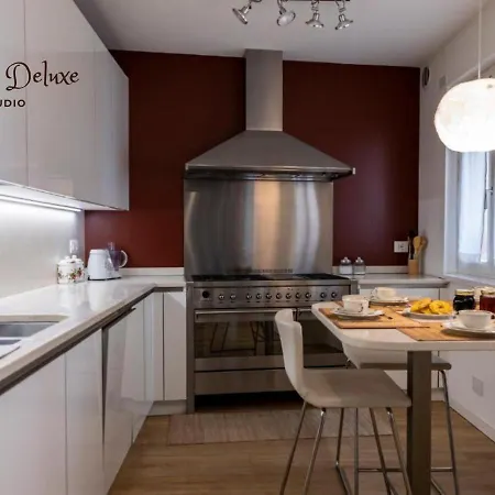 בית הארחה Casetta Al Centro טרנטו